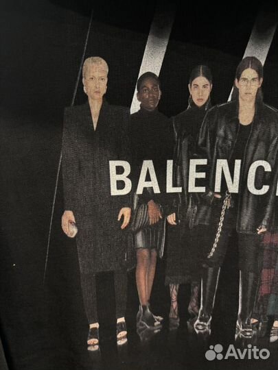 В наличии Balenciaga Real худи