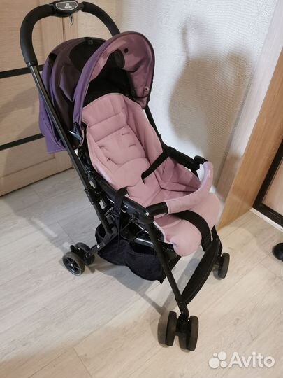 Прогулочная коляска combi