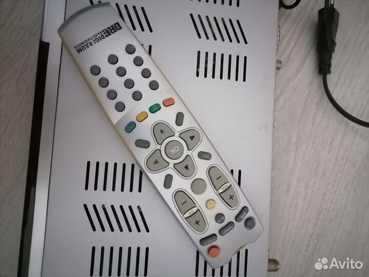 Цифровой спутниковый ресивер DRE-5000