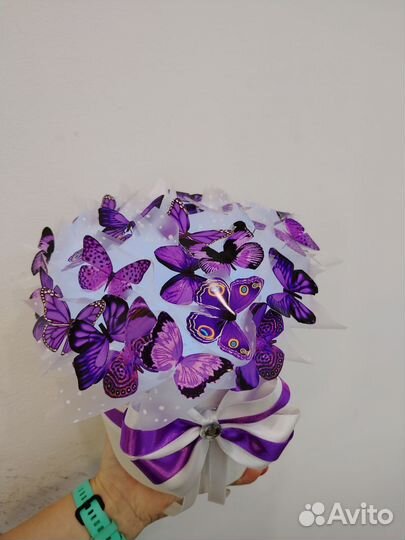 Бабочки светящиеся