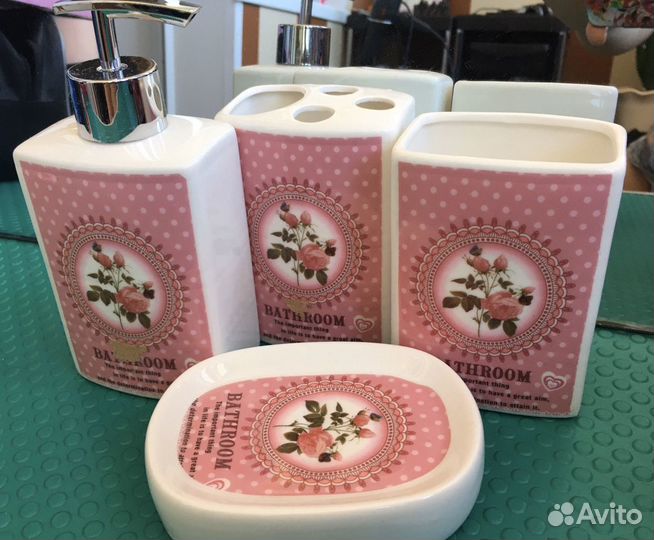 Аксессуары для ванной