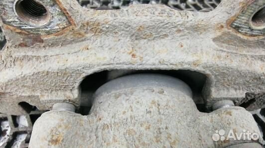 Суппорт тормозной передний левый alfa romeo GT 1