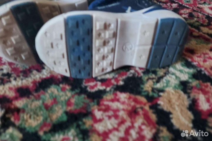 Кроссовки для мальчика р.21