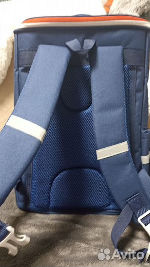 Рюкзак школьный новый 1-4 класс