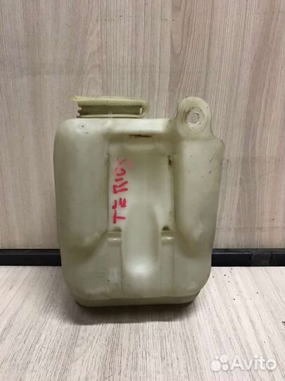 Бачок омывателя daihatsu terios J100