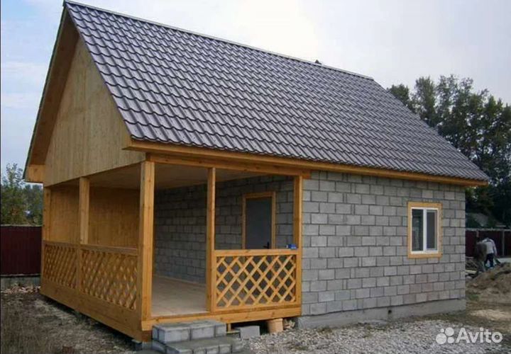 Бригада строителей