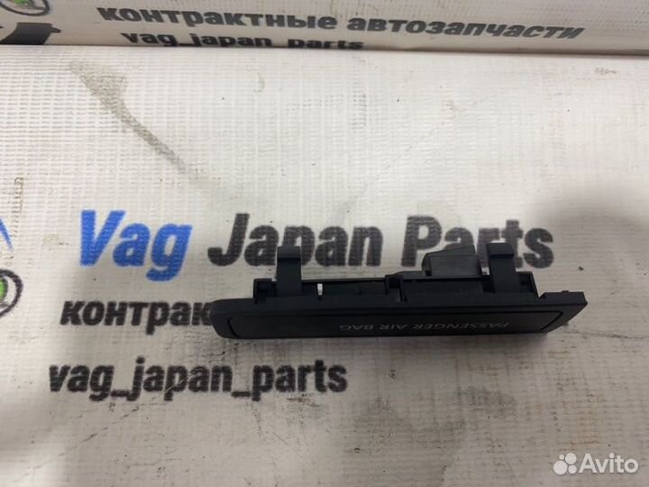Выключатель подушки безопасности Volkswagen Tiguan