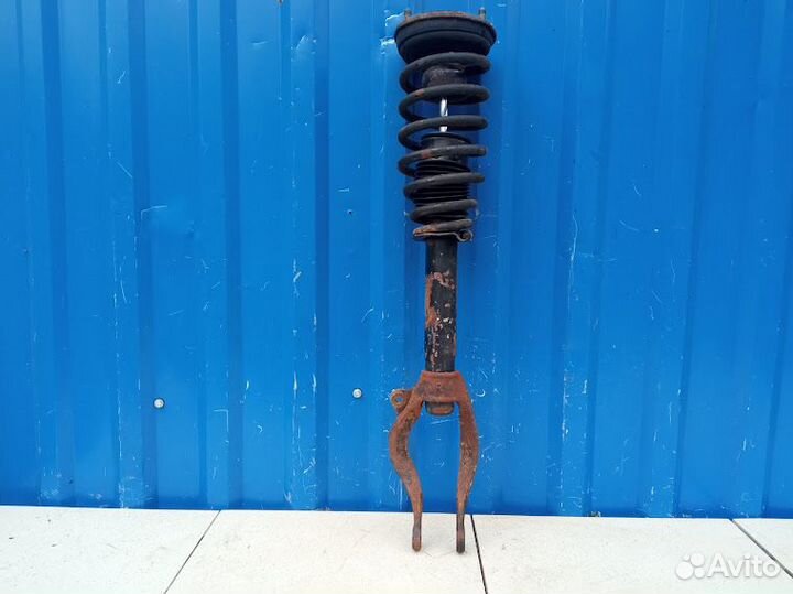 Амортизатор передний правый Mitsubishi Galant 8