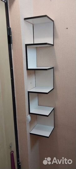 Полка настенная угловая