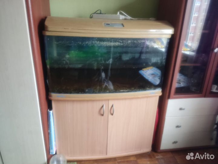 Аквариум с тумбой