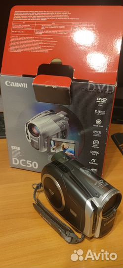 Видеокамера Canon DC50