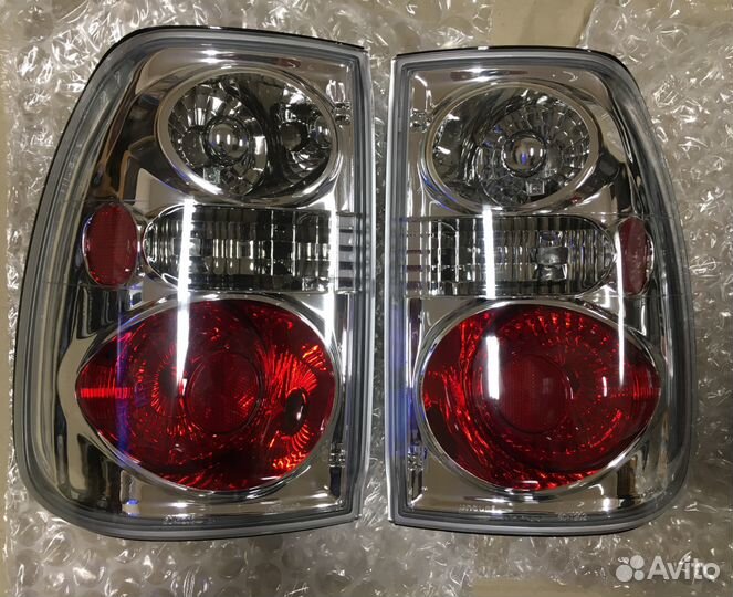 Задние фонари toyota LC 100 комплект 4шт