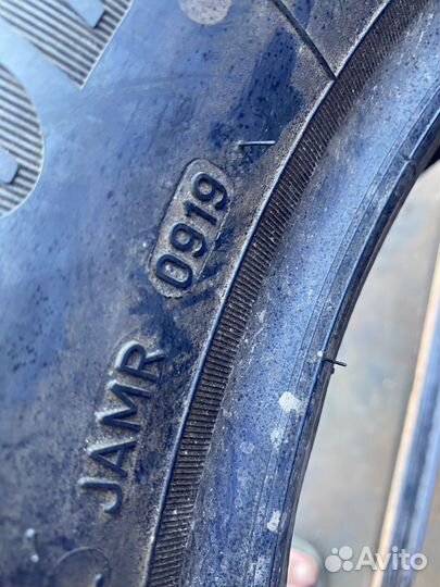 Goodyear Vector 4Seasons Gen-2 SUV 235/55 R18