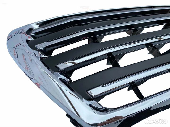 Решетка радиатора Toyota land cruiser 200 U2027