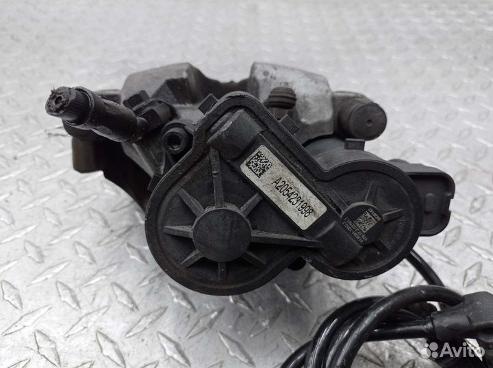 Суппорт задний левый Mercedes C-klasse W205 205423