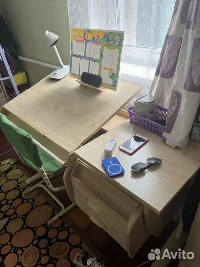 Комплект: кровать, стул, стол, комод, шкаф угловой