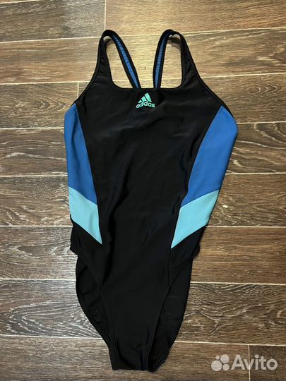 Одежда женская спортивная разная р.42-44