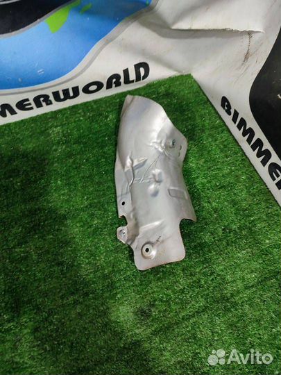 Тепловой экран глушителя BMW 7 F01/F02 F02 2009