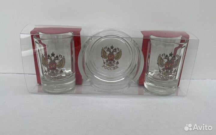 Набор стопок и пепельница