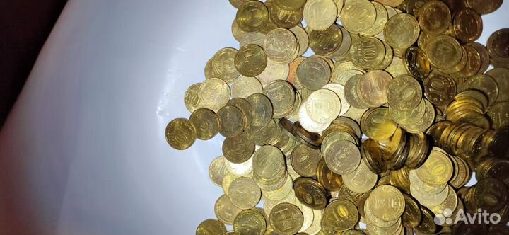 Юбилейные 10 рублёвые монеты 342 штуки