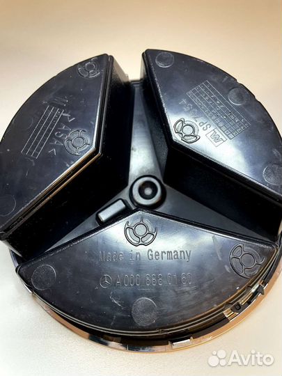 Значок mercedes на решётку GLC x253 A0008880160