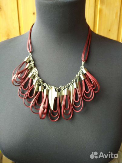 Ожерелье и серьги