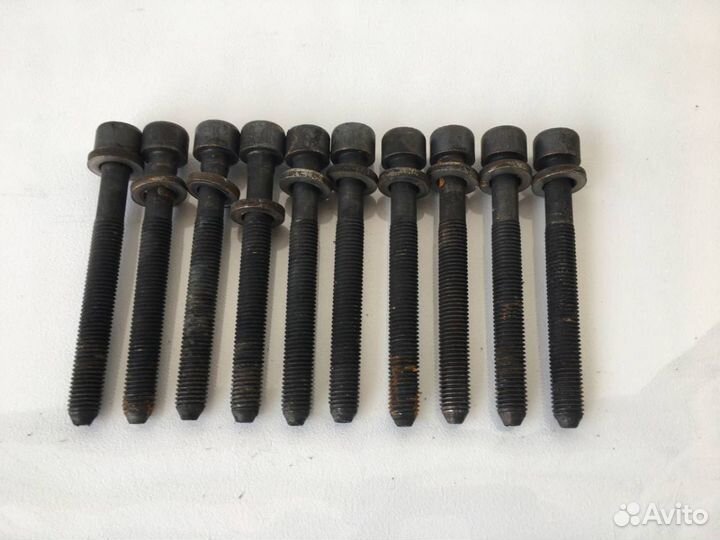 Болты головки блока цилиндров VW Passat B3,2Е