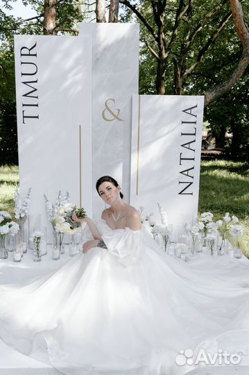 Современная фотозона на свадьбу