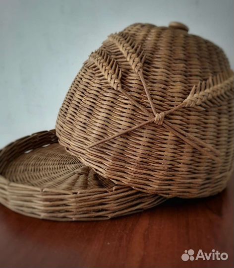 Хлебница плетеная