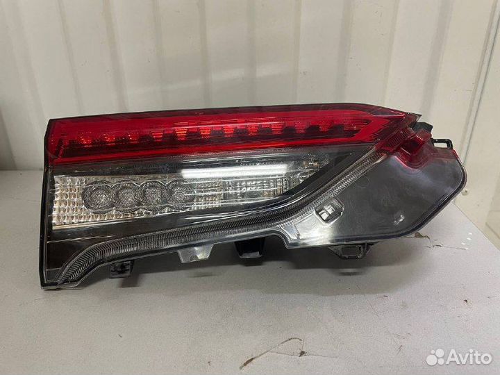 Toyota RAV4 xa50 Фонарь задний левый