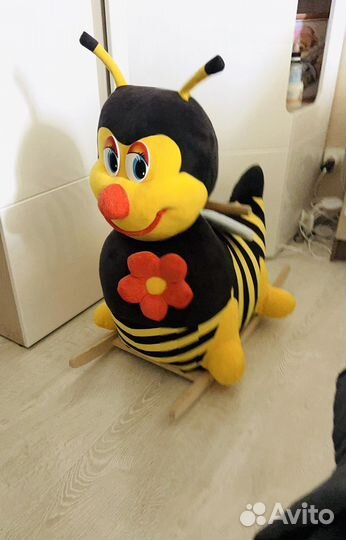 Пчела качалка