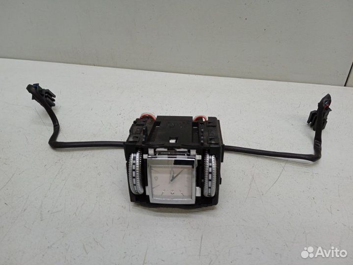 Часы Mercedes-Benz S-Class W221 3.5 2012