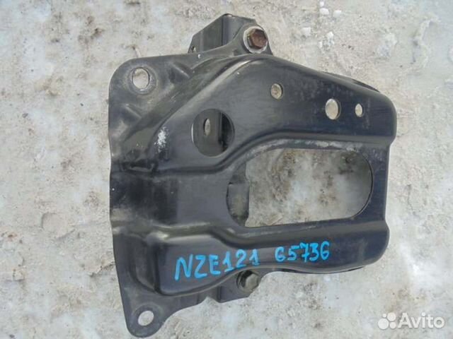 Подставка под аккумулятор Toyota Corolla Fielder