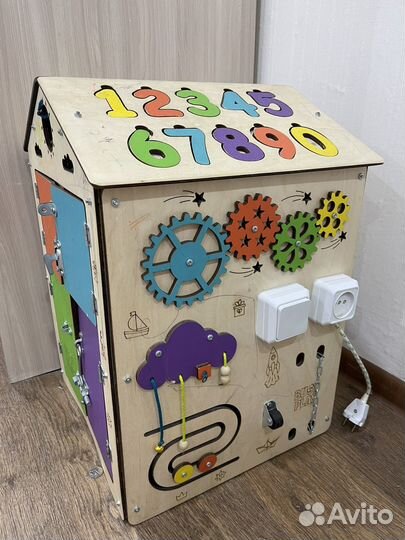 Бизиборд домик большой 55 см