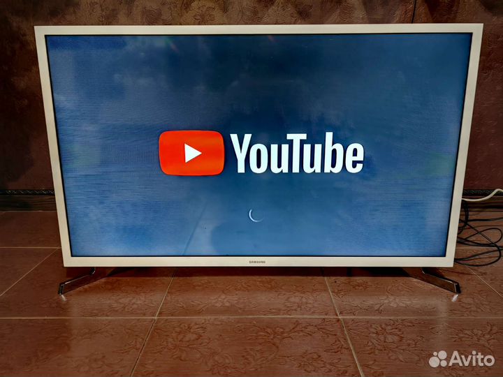 Телевизор smart tv Samsung 32