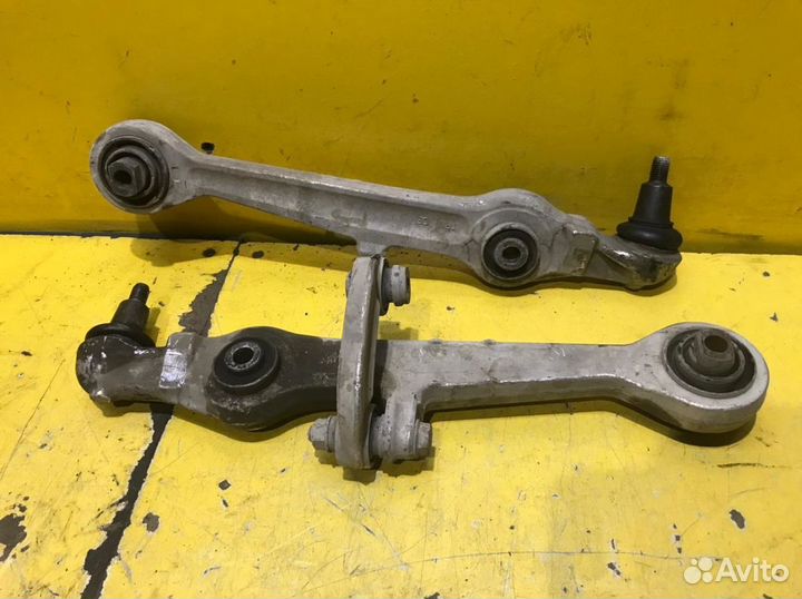 Рычаг передний нижний Volkswagen Passat 2000-2005