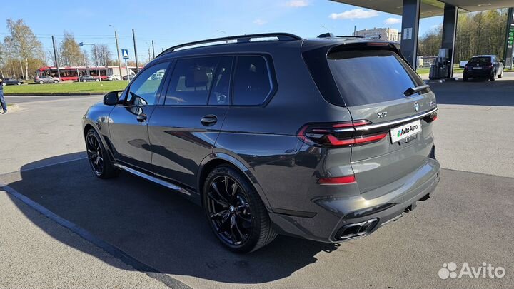 BMW X7 4.4 AT, 2022, 26 000 км