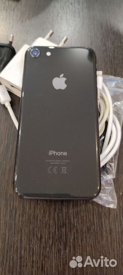 iPhone 8, 64 ГБ