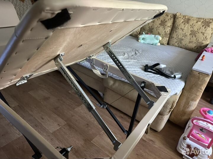 Кушетка косметологическая