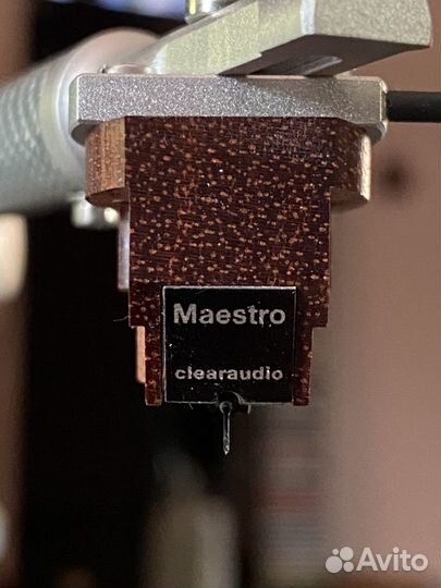 Проигрыватель винила Clearaudio Perfomance Magnum