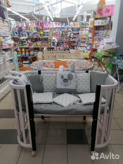 Детская кроватка трансформер овальная