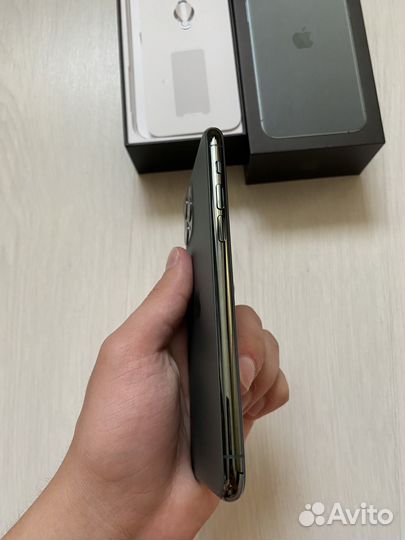 iPhone 11 Pro 256 gb midnight green