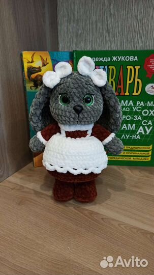 Зайка-школьница амигуруми ручной работы