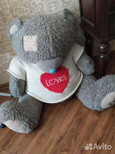 Большой мишка Тедди