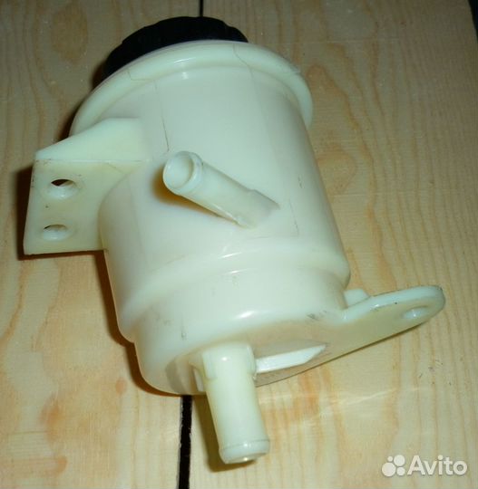 Бачок гур Chevrolet Aveo Т250