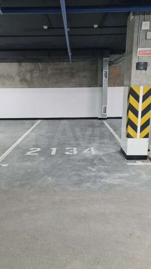 Машиноместо, 20 м²