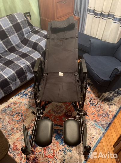Новое кресло-коляска для инвалидов и детей инвалид