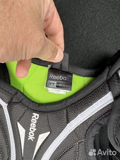 Нагрудник хоккейный детский