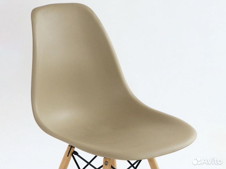 Кухонные стулья Eames