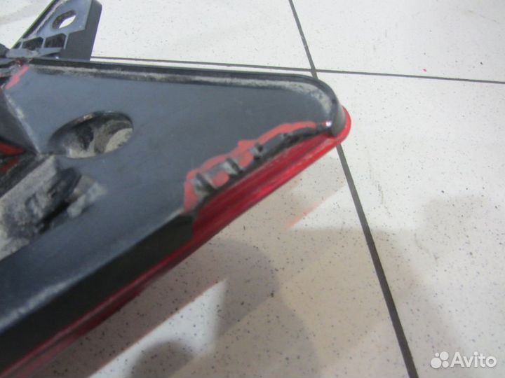 Фонарь задний противотуманный левый